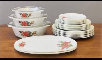 3501 Pyrex cottage rose dinner set 27pcs
