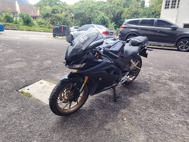 Yamaha R15