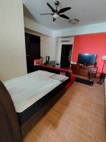 Condominium For Rent in Villa Putra