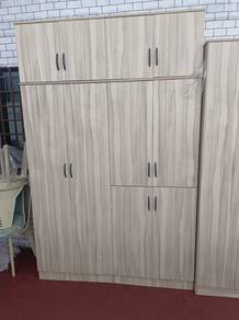 almari baju 10 pintu 