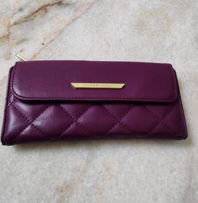 Purple Quilted Wallet Vincci