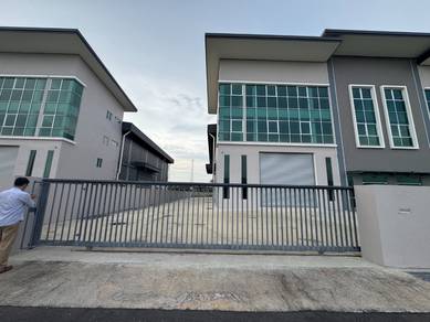 Warehouse / Factory For Rent in Shah Alam,SGR