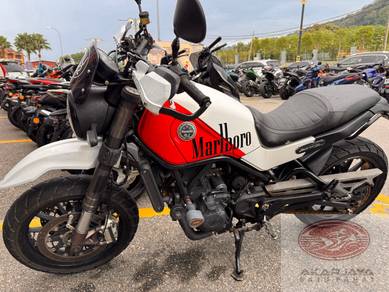 Benelli Leoncino 500