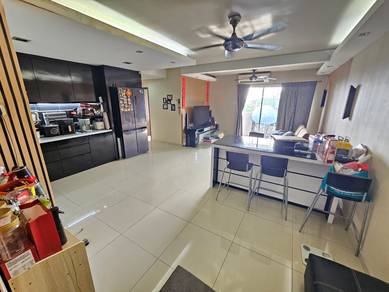 Apartment For Sale in Casa Riana