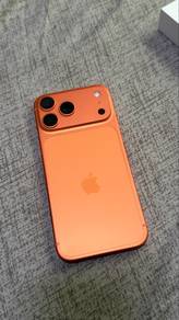 17 Pro Max 256GB Cosmic Orange