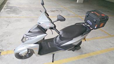 Zeeho AE4