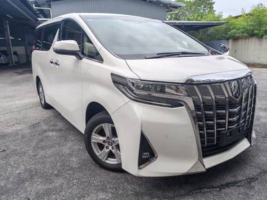Toyota Alphard X in Petaling Jaya, SGR
