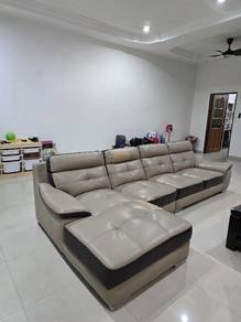 Pre-loved 4 seater leather sofa