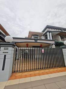 Semi-Detached House For Sale in Kuching,SWK