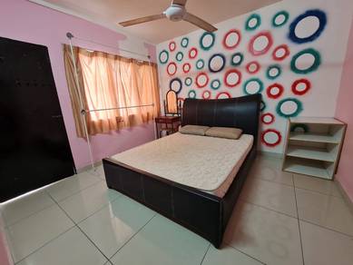 Room in Ampang, SGR