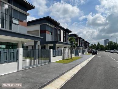 Semi-Detached House For Sale in Klang,SGR