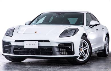 Porsche Panamera BASE in Setia Eco Park, SGR