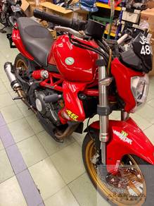 Benelli TNT 300