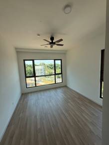 Condominium For Sale in THE VUE @ MONTEREZ