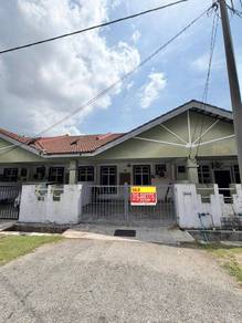 Terraced House For Sale in Chukai,TRG