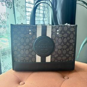 Preloved Coach