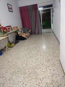 Semi-Detached House For Sale in Lunas,KDH