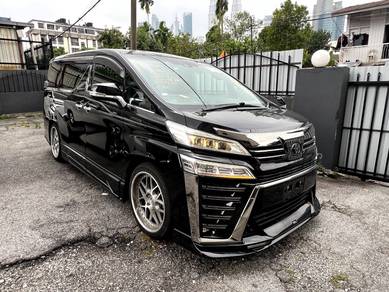 Toyota Vellfire ZG in KL City, KUL