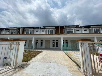 2-storey Terraced House For Sale in Banting,SGR