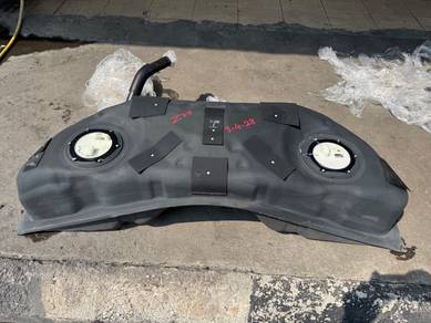 No 3-4-28 Fairlady Z34 370Z Fuel Tank Complete