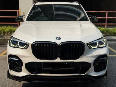 BMW X5 xDRIVE45e M SPORT in Desa Petaling, KUL