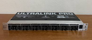 Behringer Ultralink Pro MX882