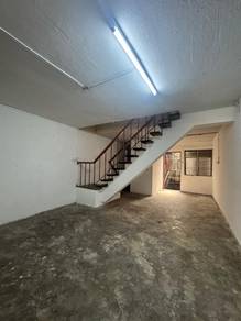 2-storey Terraced House For Sale in Perling,JHR