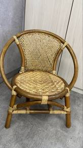 kerusi rotan