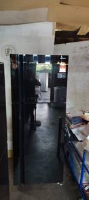 peti sejuk/ peti ais Hitachi 2pintu
