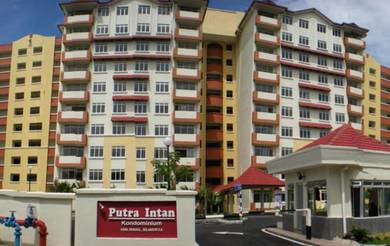 Condominium For Sale in Putra Intan Kondominium