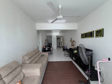 Condominium For Sale in I-Santorini