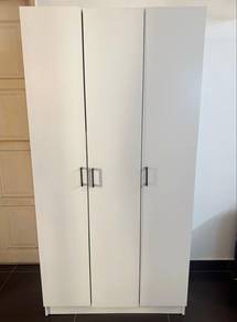 Almari 3 pintu