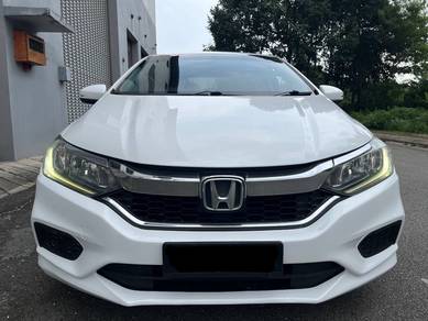 Honda City HYBRID in Old Klang Road, KUL