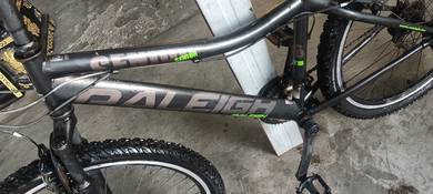 Raleigh Senior 26" MTB Bike Shimano Gear Like New

