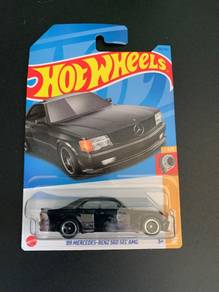 Hot Wheels Mercedes-Benz 560 Sec Amg
