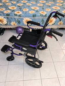 Foldable Travel Wheelchair (90% New)
