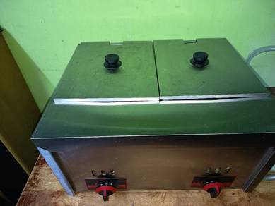 Dapur Ayam/Sotong Gunting