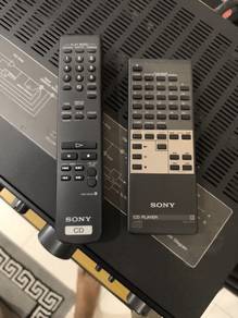 Sony RM-DX50 and RM-D270 CD Player Remote Controls