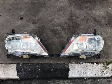 No 22-12-5 Lampu Hid Nissan Serena C26 Japan