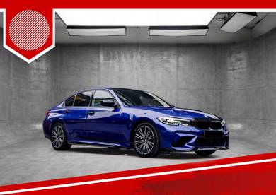 BMW 330i 30i M SPORT in Others, KUL