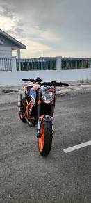 KTM 690 Duke R