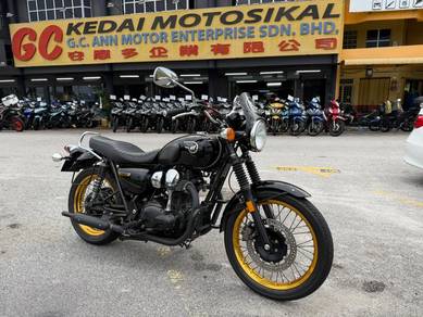 Kawasaki W 800