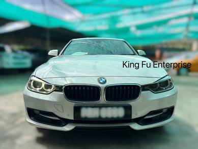 BMW 320i 20i SPORT LINE (CKD) in Bukit Mertajam, PNG