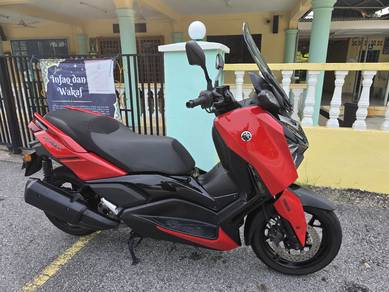 Yamaha XMAX