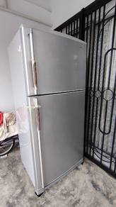 Good Condition Refrigerator Peti Sejuk
