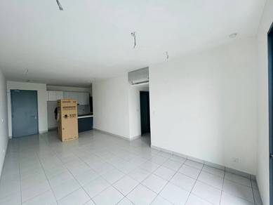 Condominium For Sale in E Island Lake Haven