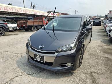 Toyota Wish S in Jalan Kuching, KUL