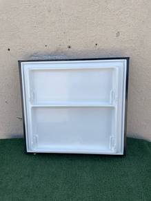 YB19W New * MITSUBISHI Fridge Door KIEW88001