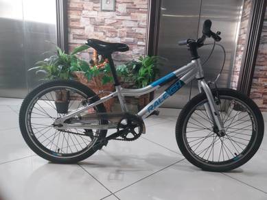 Raleigh Bicycle for Kids/Teenagers