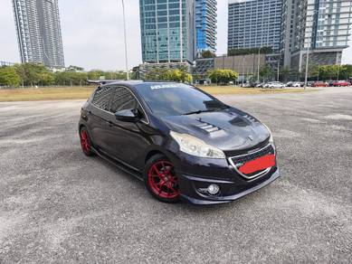Peugeot 208 VTi ALLURE in Iskandar Puteri, JHR